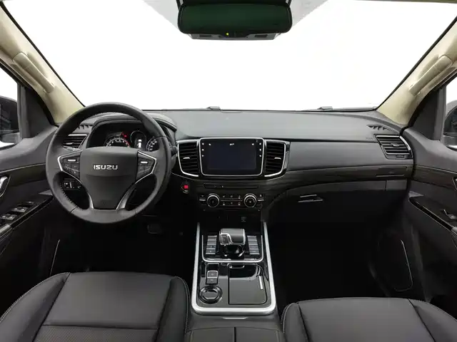 Isuzu mu-X Ranger 2022 2.0T Gasoline Auto 2WD Joy 5-Seater — фото 5