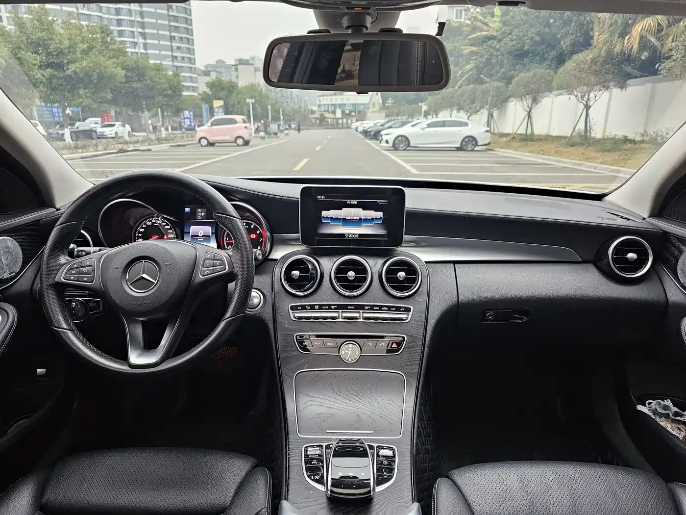 Mercedes-Benz C-Class 2018 C 200 L Sport Edition фото 4