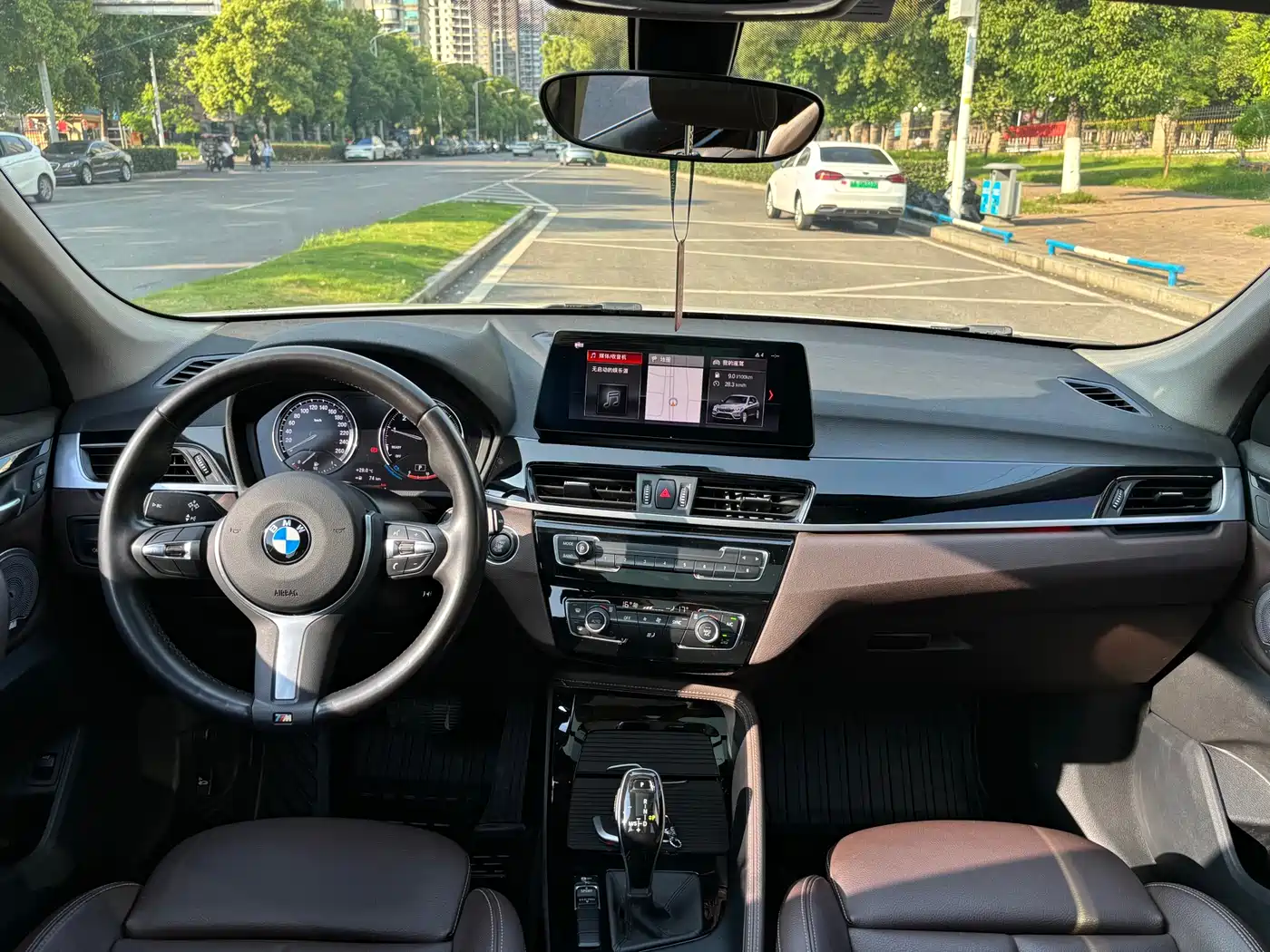 BMW X1 2020 sDrive20Li Premium Edition фото 10