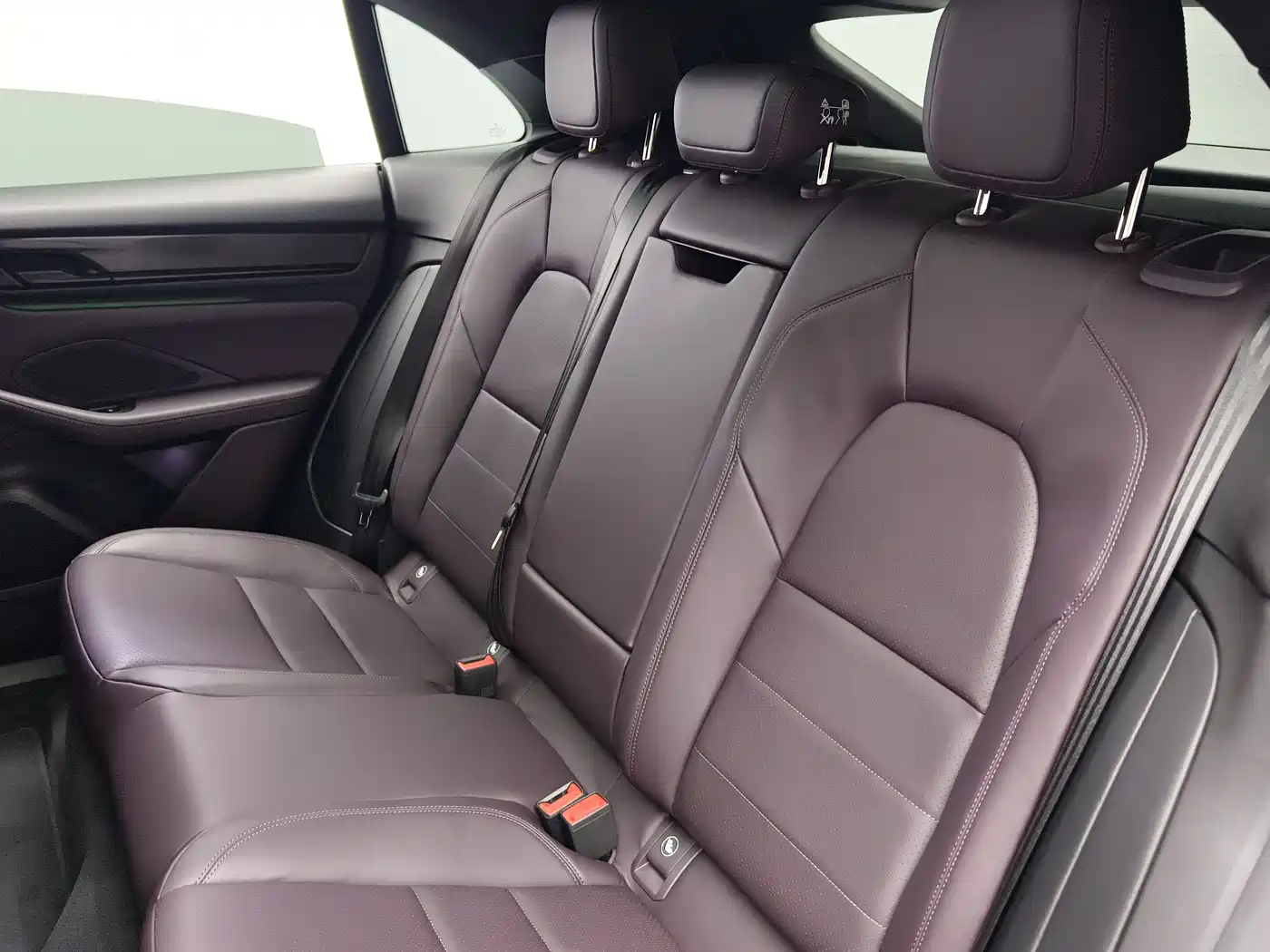 Porsche Macan EV 2024 Macan 4 фото 13