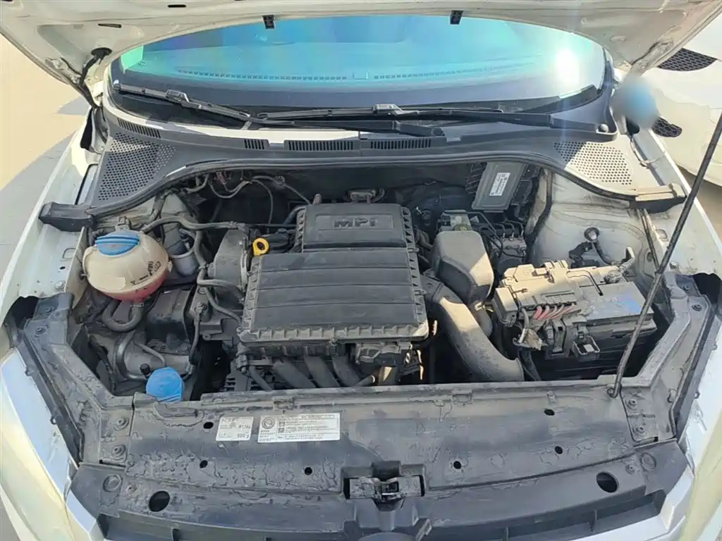 Volkswagen Santana 2015 1.4L Manual Trend Edition фото 20