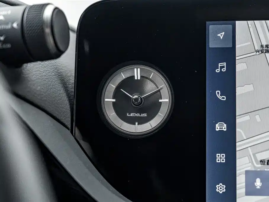 Lexus ES 2022 200 Excellence Edition фото 33