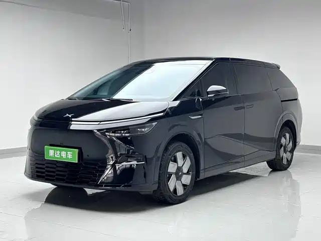 XPeng X9 2024 640 AWD High Performance Max