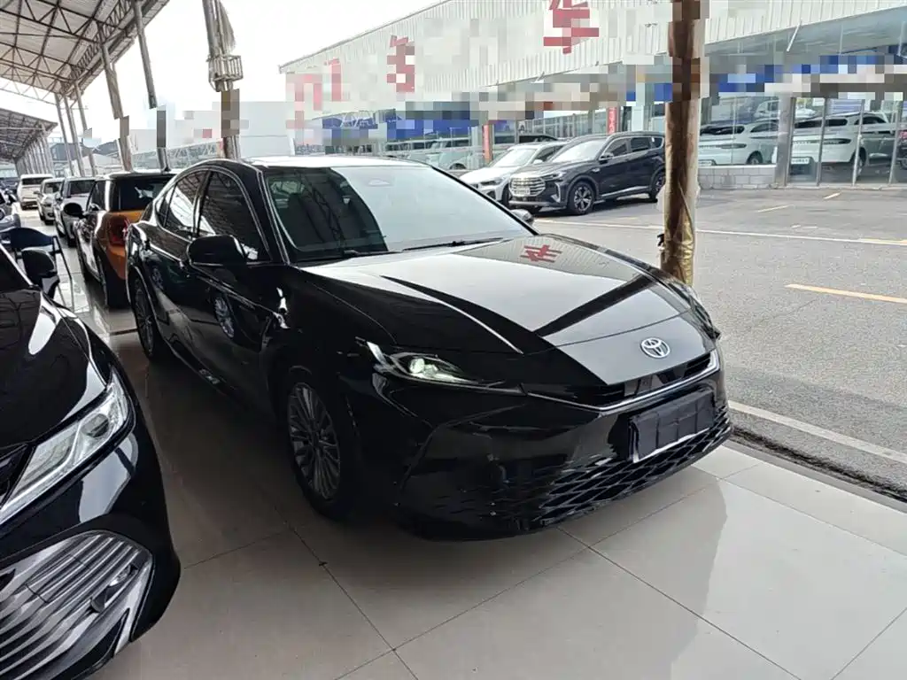 Toyota Camry 2024 2.0E Elite Edition фото 4