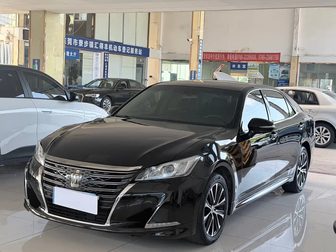 Toyota Crown 2018 2.0T Fashion Edition