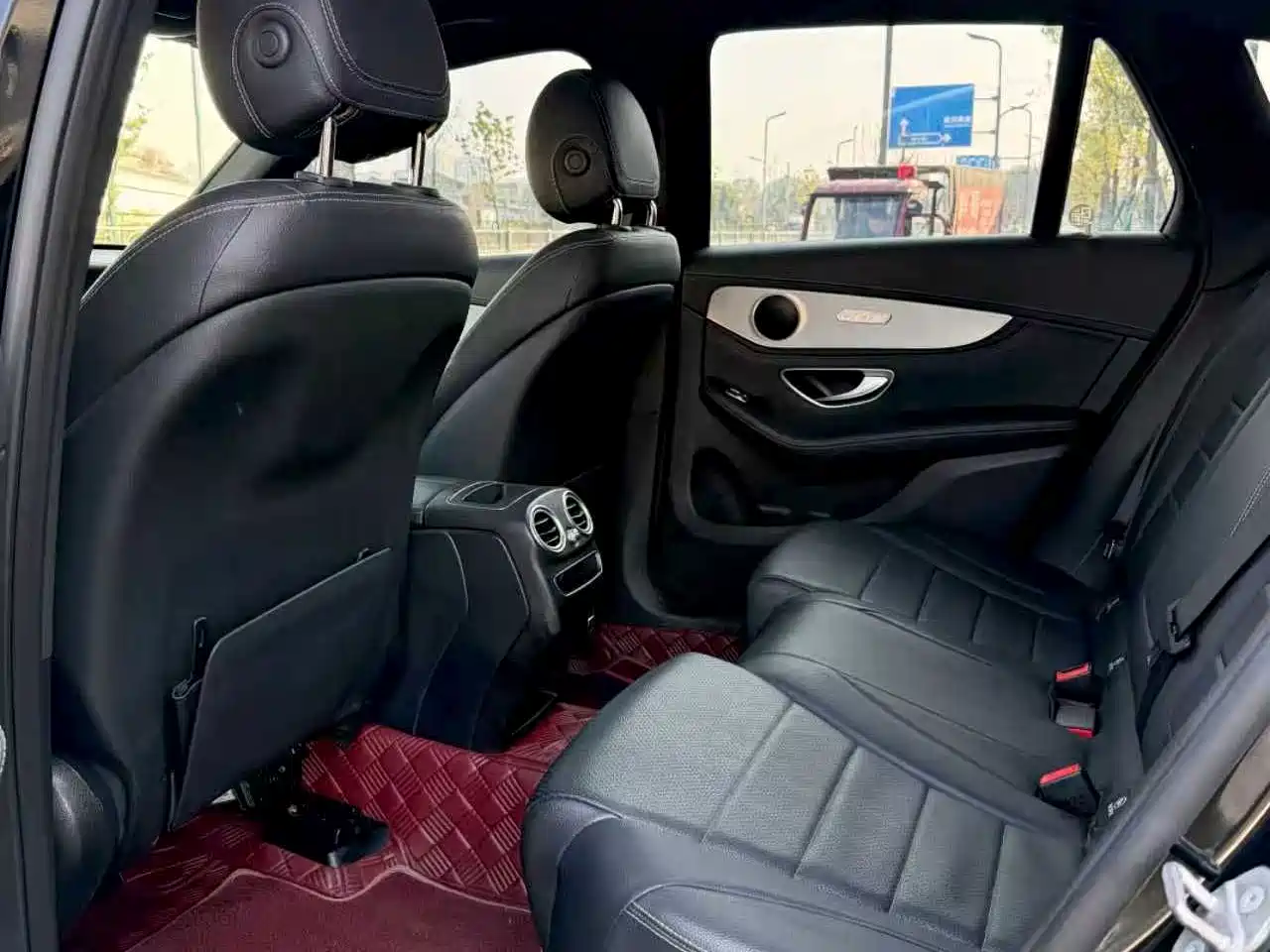 Mercedes-Benz GLC 2020 GLC 260 L 4MATIC Dynamic фото 13