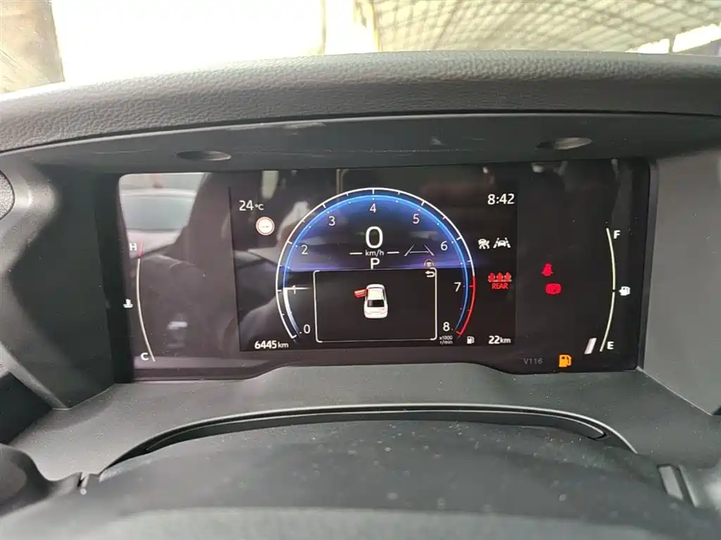 Toyota Camry 2024 2.0E Elite Edition фото 11