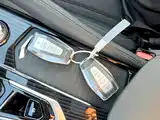 Фото 9 - Geely Monjaro
