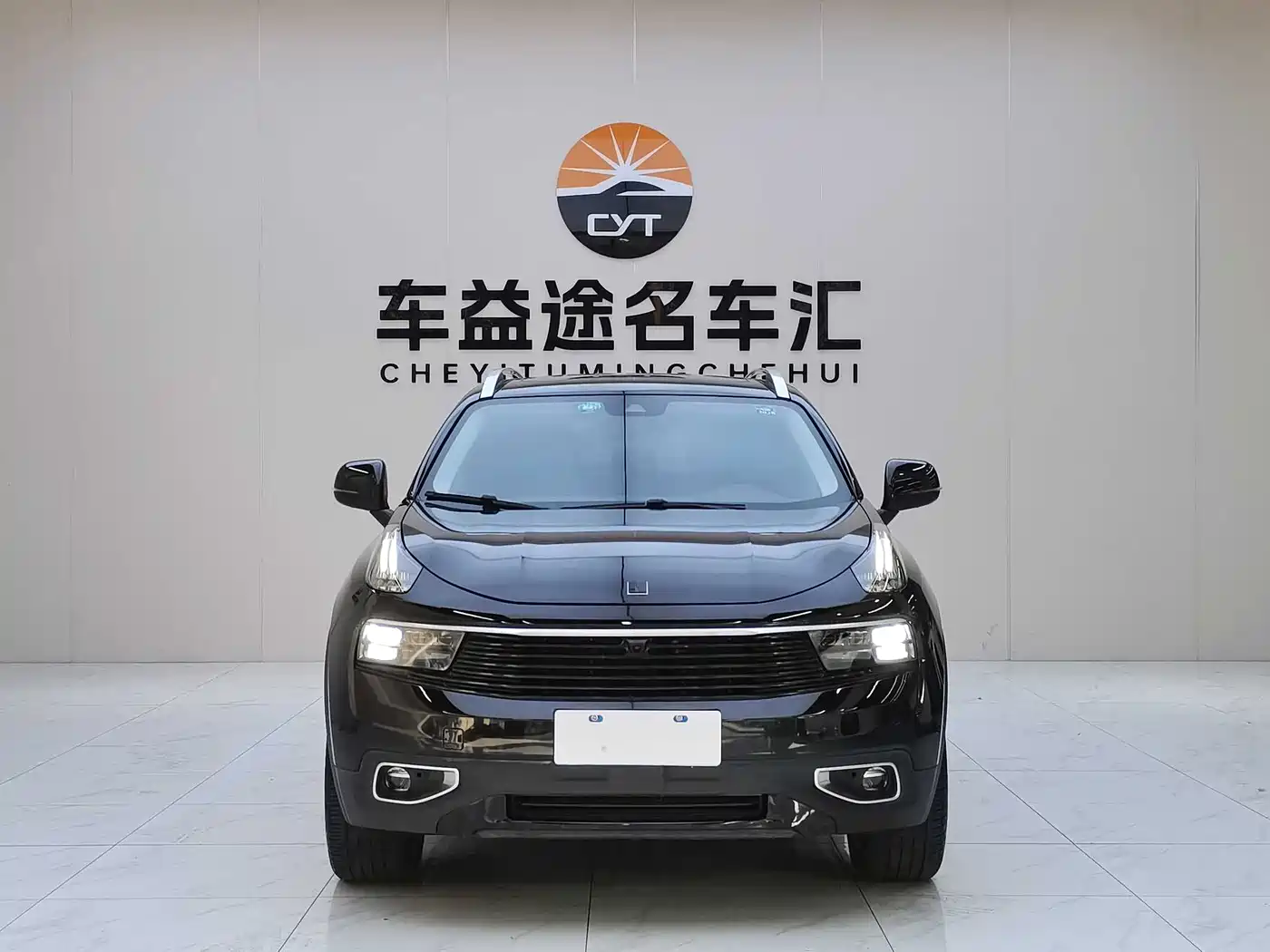Lynk & Co 01 2019 2.0T 2WD Pro Edition China V фото 2