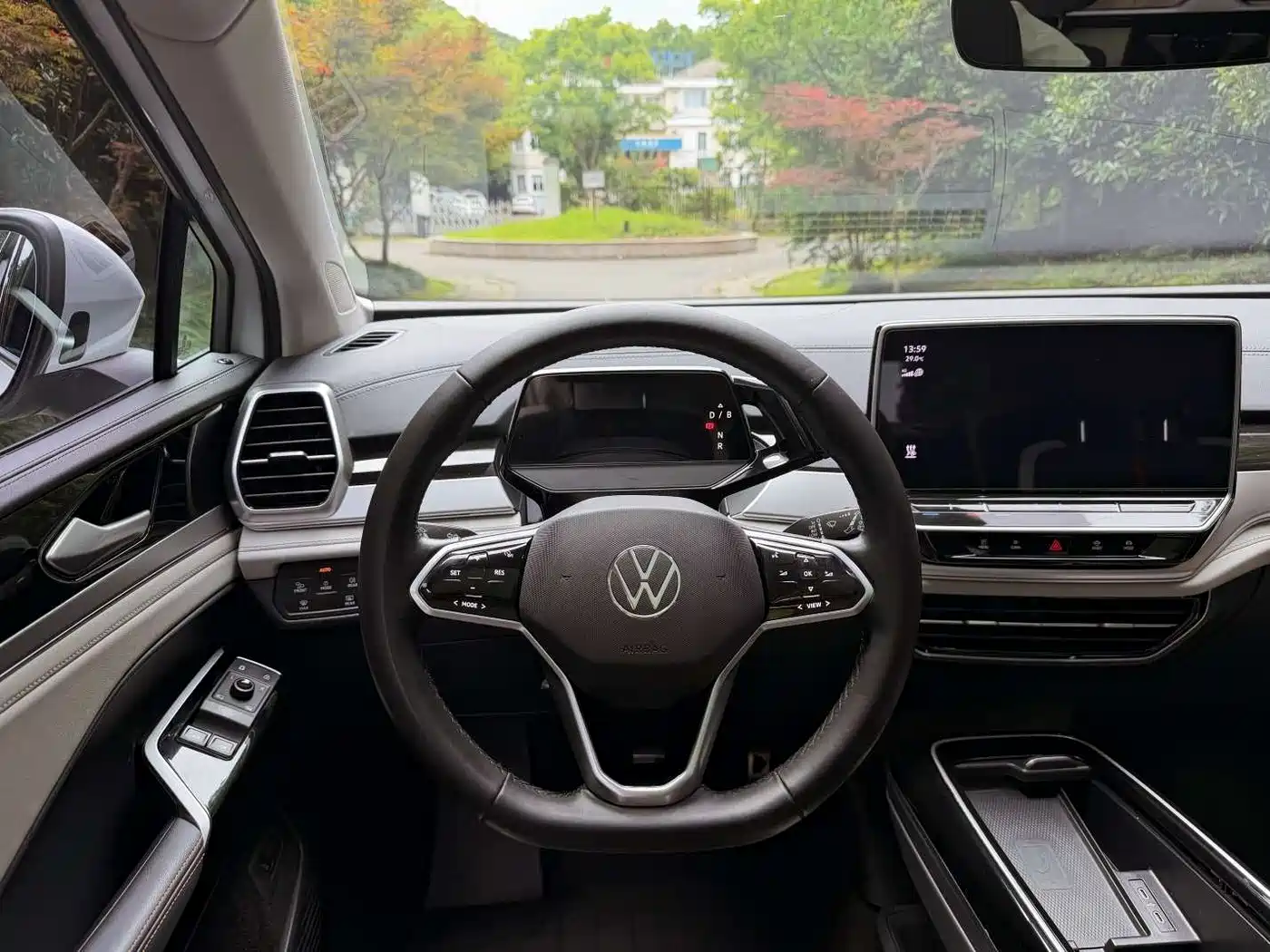 Volkswagen ID.6 CROZZ 2021 Long Range PRO Version фото 12