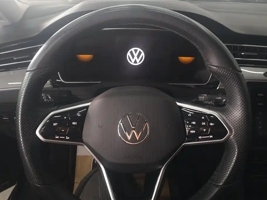 Volkswagen Magotan 2023 2 Million Units Anniversary Edition 330TSI DSG Leading Type фото 15