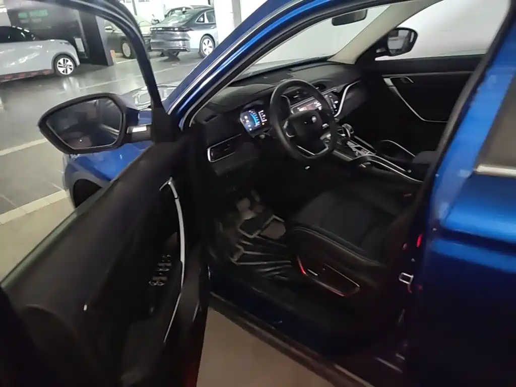 Yuan Cheng FX 2023 2021 1.8T Smart Connect Edition 5 Seater
