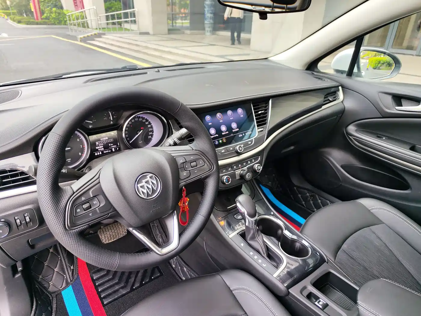 Buick Verano 2020 20T CVT Leading фото 8