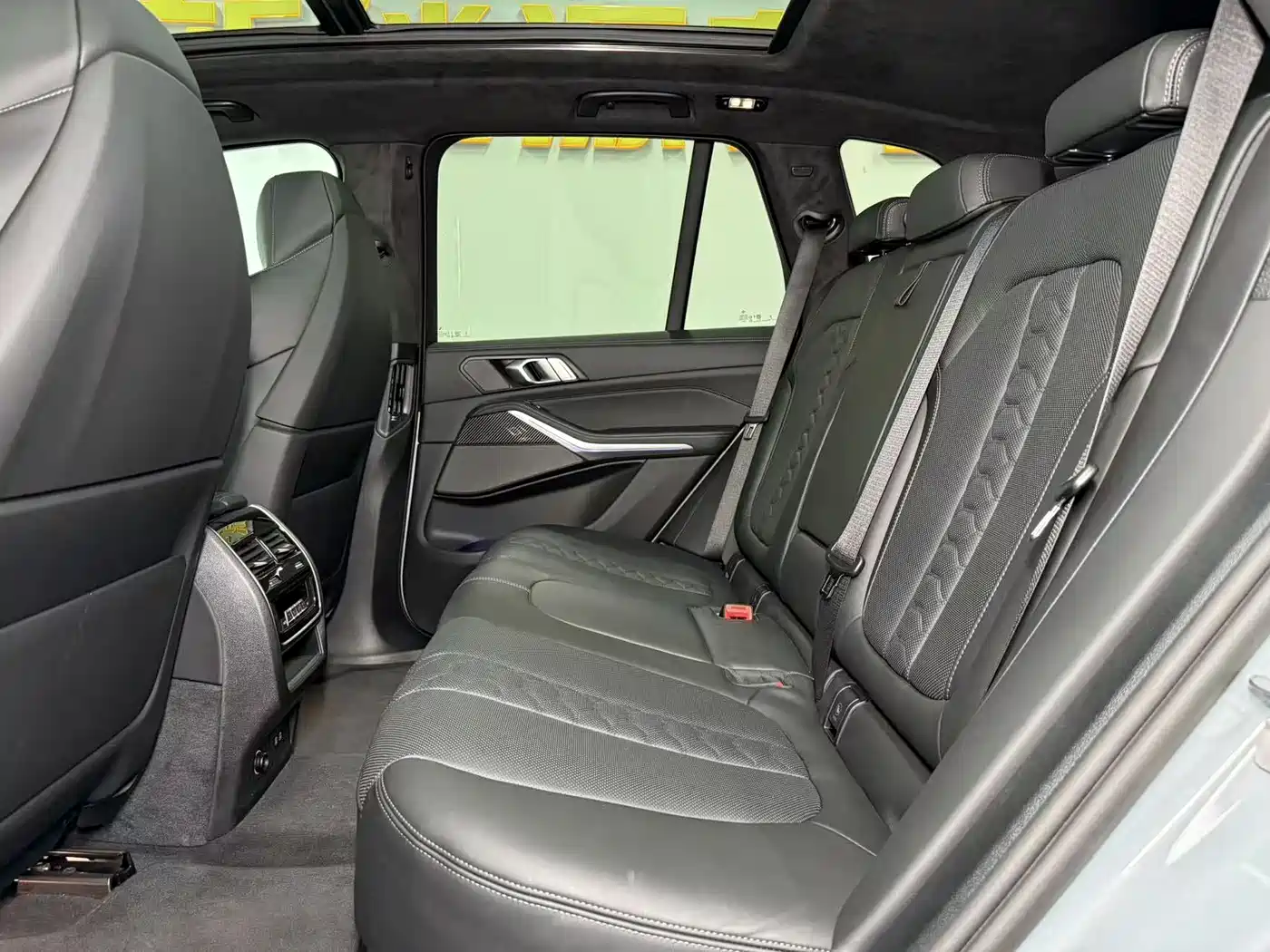 BMW X5 M 2023 Model X5 M Thunder Edition фото 15