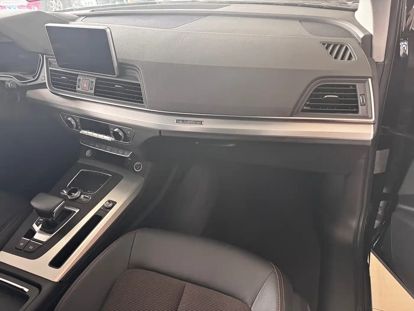 Audi Q5L 2018 45 TFSI Exclusive Fashion China VI фото 12