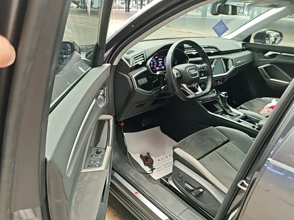 Audi Q3 2020 45 TFSI quattro Fashion Dynamic фото 16