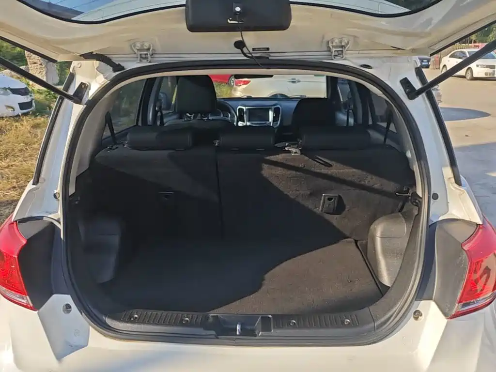 Photo 19 - Haval H1