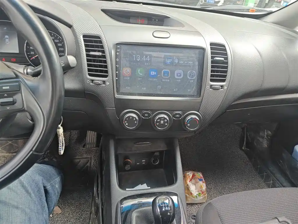 Kia K3 2016 1.6L Manual GLS фото 13