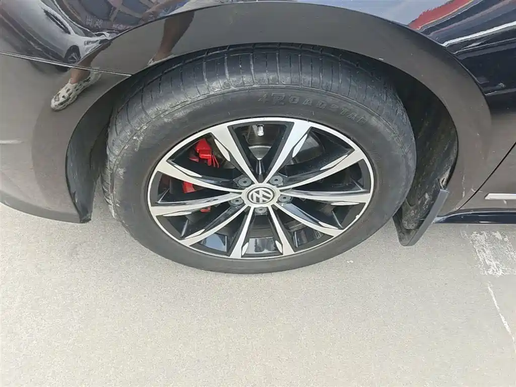 Volkswagen Passat 2017 330TSI DSG Prestige фото 23
