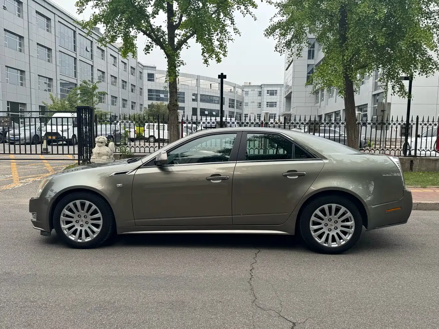 Cadillac CTS (Import) 2010 Model 3.0 Luxury Sport Edition фото 9
