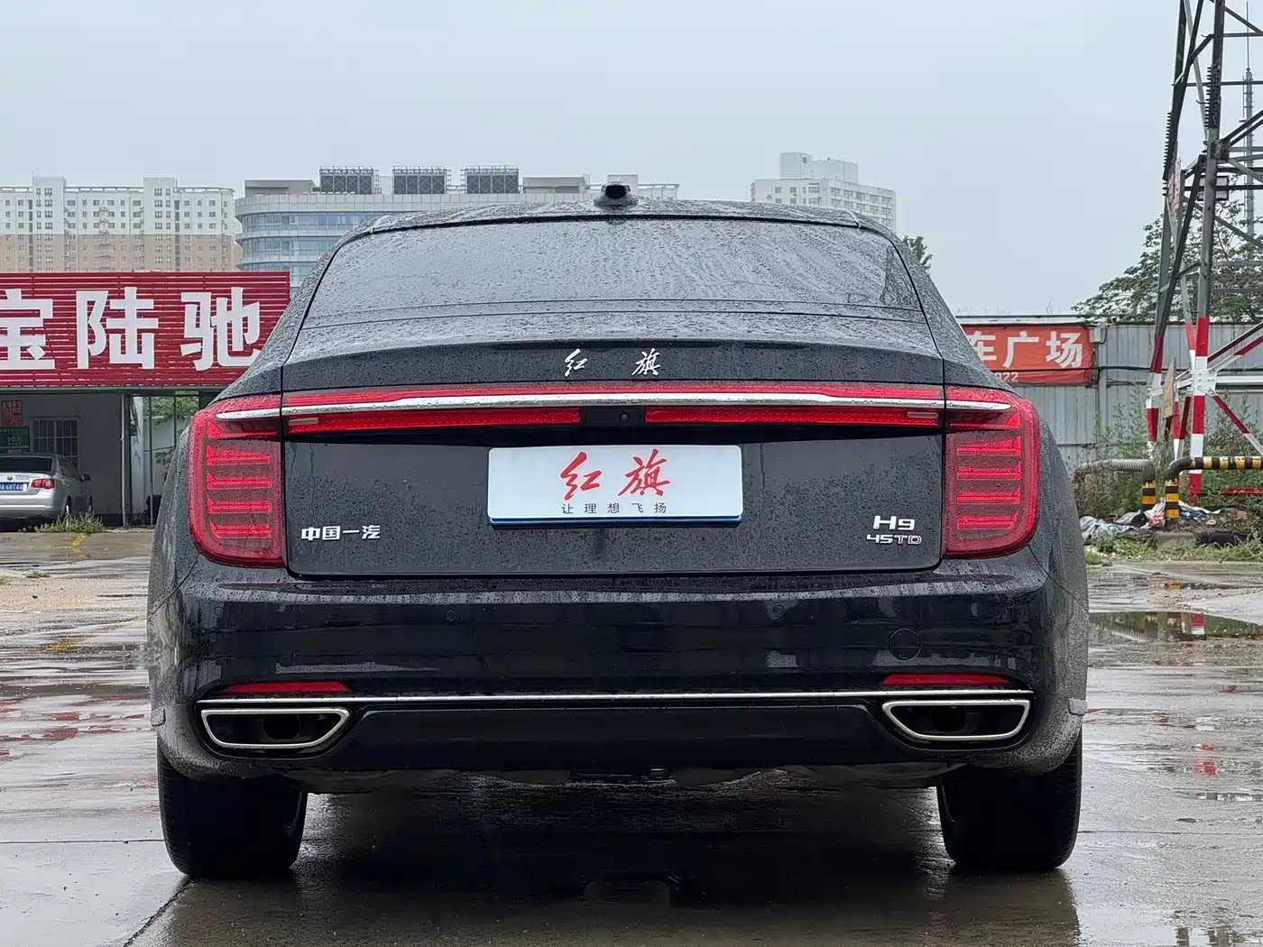 Hongqi H9 2023 Model 2.0T Smart Connect Flagship Edition фото 8