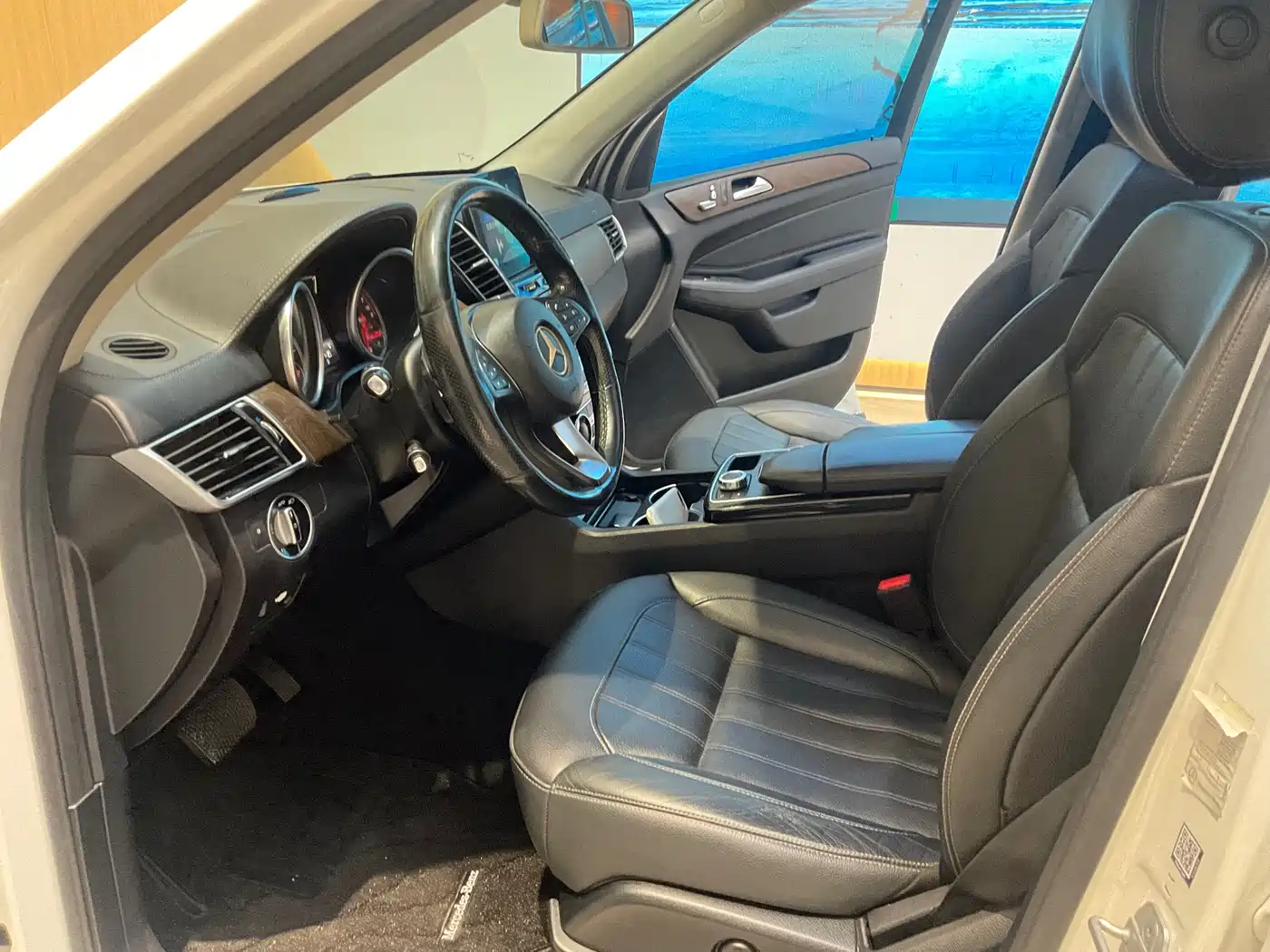 Mercedes-Benz GLE 2017 GLE 320 4MATIC Luxury фото 8