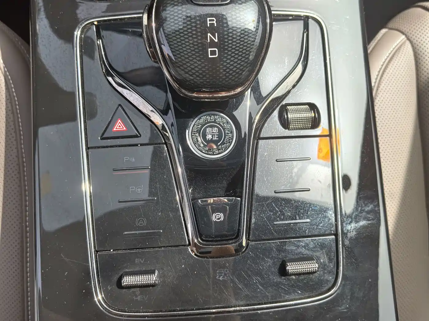 BYD Han 2025 DM-i Smart Driving Edition 125KM LiDAR Flagship фото 14