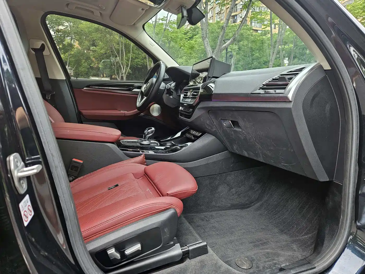 BMW iX3 2022 Innovation Leader фото 11