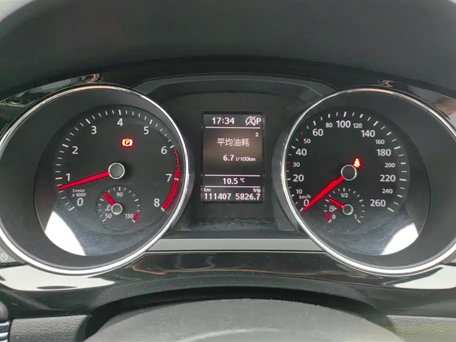 Volkswagen Sagitar 2018 280TSI DSG Spark Edition фото 14