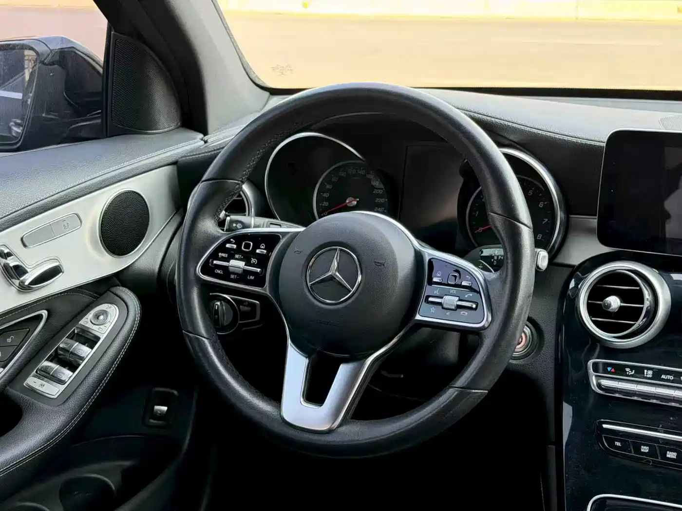 Mercedes-Benz GLC 2020 GLC 260 L 4MATIC Dynamic фото 17