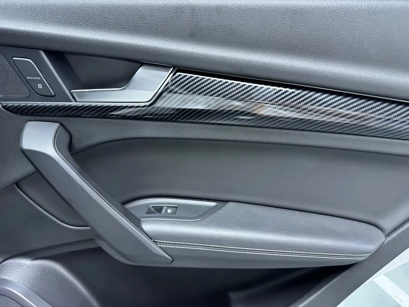 Audi Q5L 2020 40 TFSI Prestige Fashion фото 13