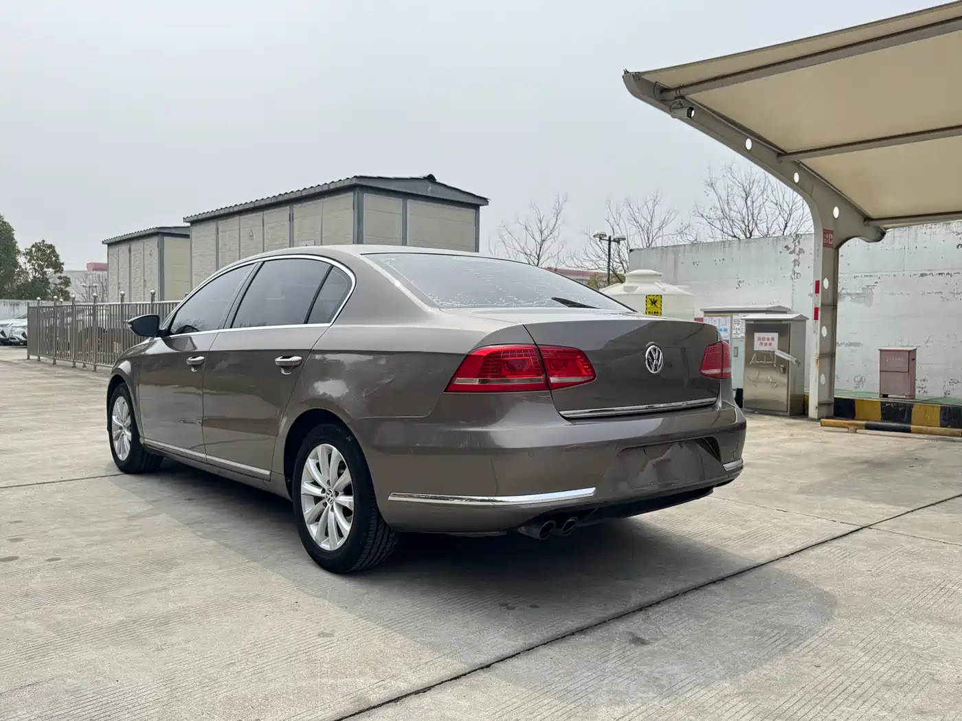 Volkswagen Magotan 2015 Facelift 1.8TSI Luxury фото 7