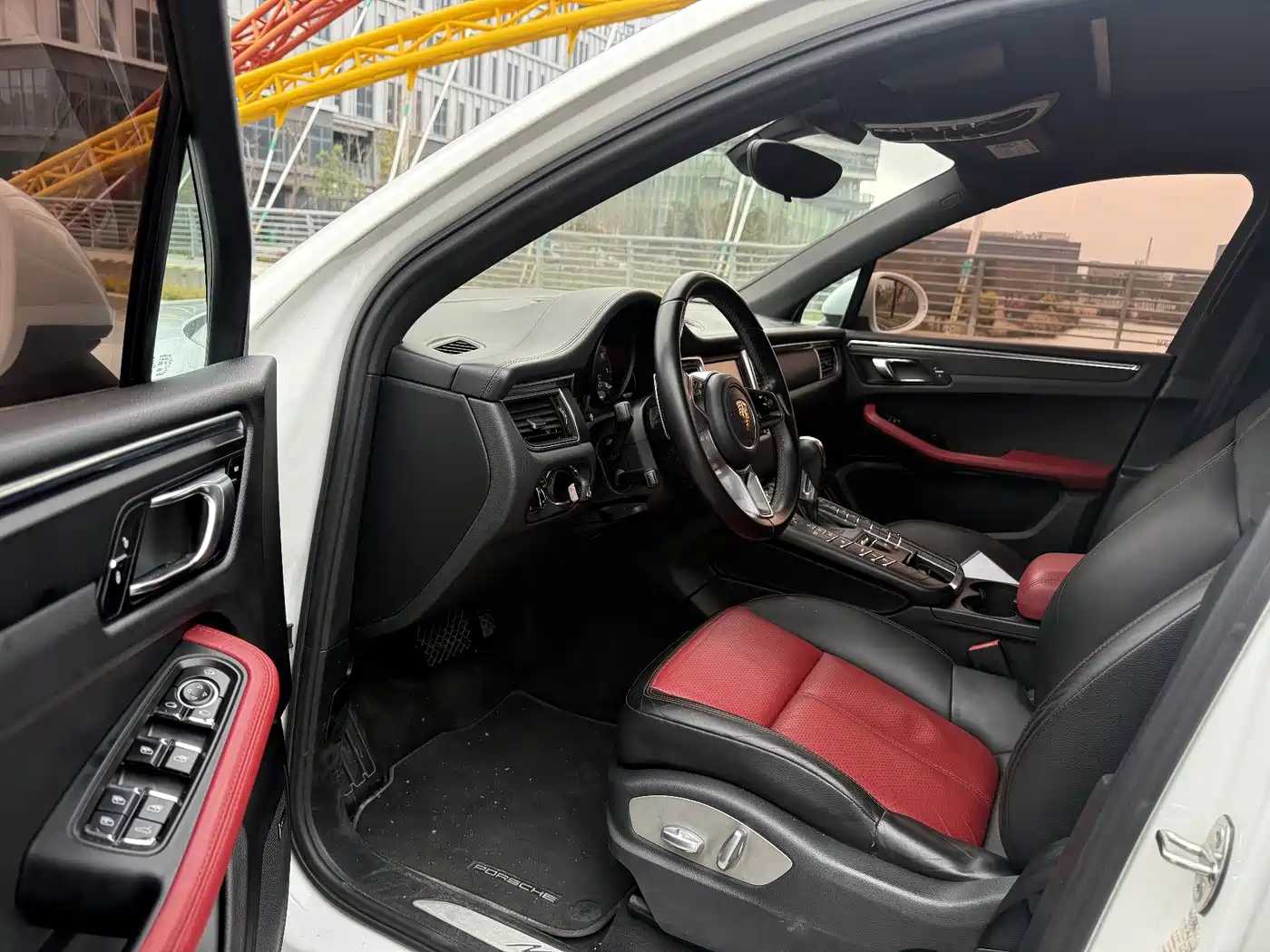 Porsche Macan 2016 Macan 2.0T фото 7