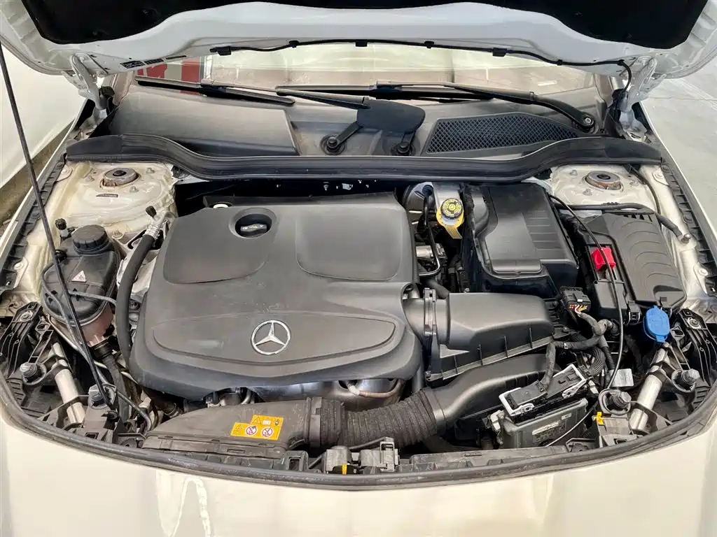 Mercedes-Benz CLA (Import) 2017 Facelift CLA 200 Style фото 18