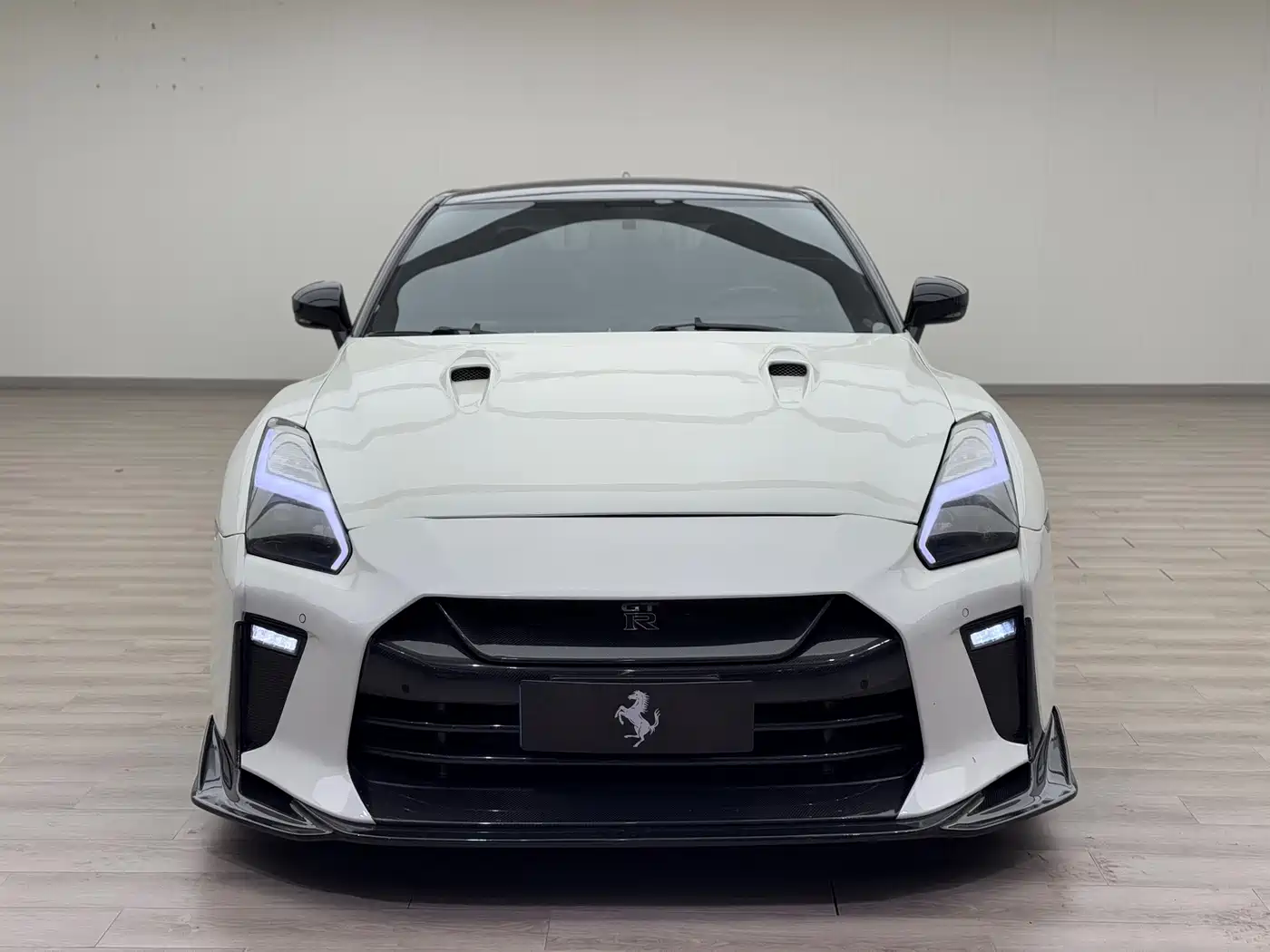Nissan GT-R 2010 3.8T Premium Edition фото 3