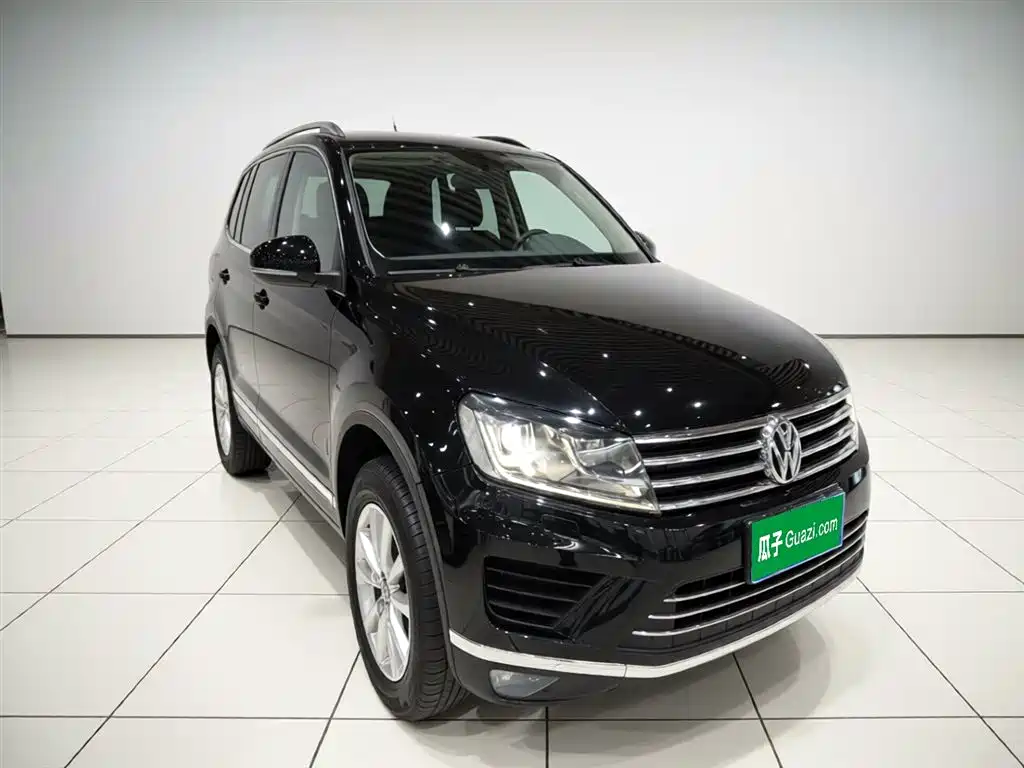 Volkswagen Touareg 2017 3.0TSI Explorer Edition фото 4