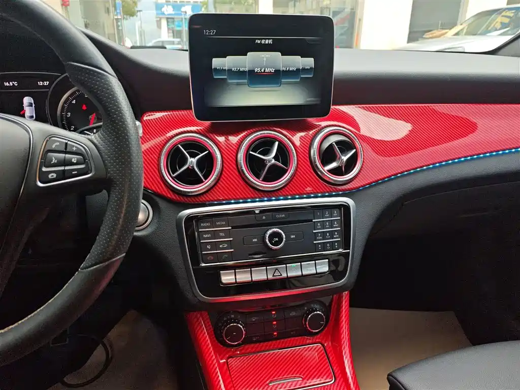 Mercedes-Benz CLA (Import) 2017 Facelift CLA 200 Dynamic фото 13