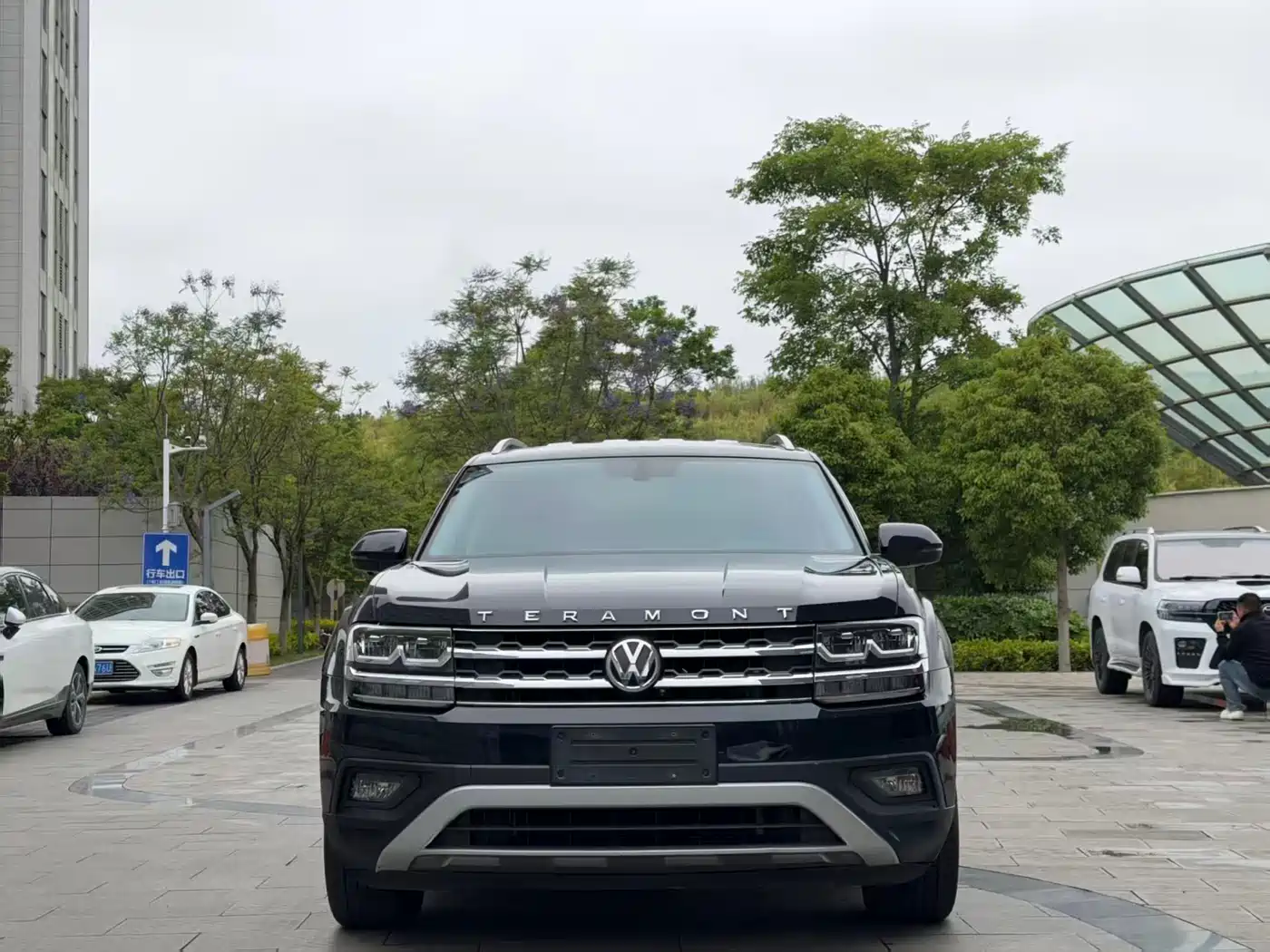 Volkswagen Teramont 2019 380TSI 4WD Comfort China VI фото 2