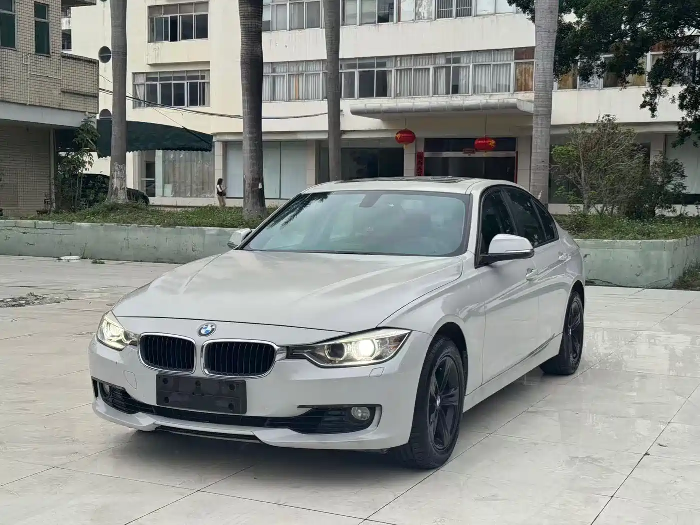 BMW 3 Series 2015 320i Fashion фото 3