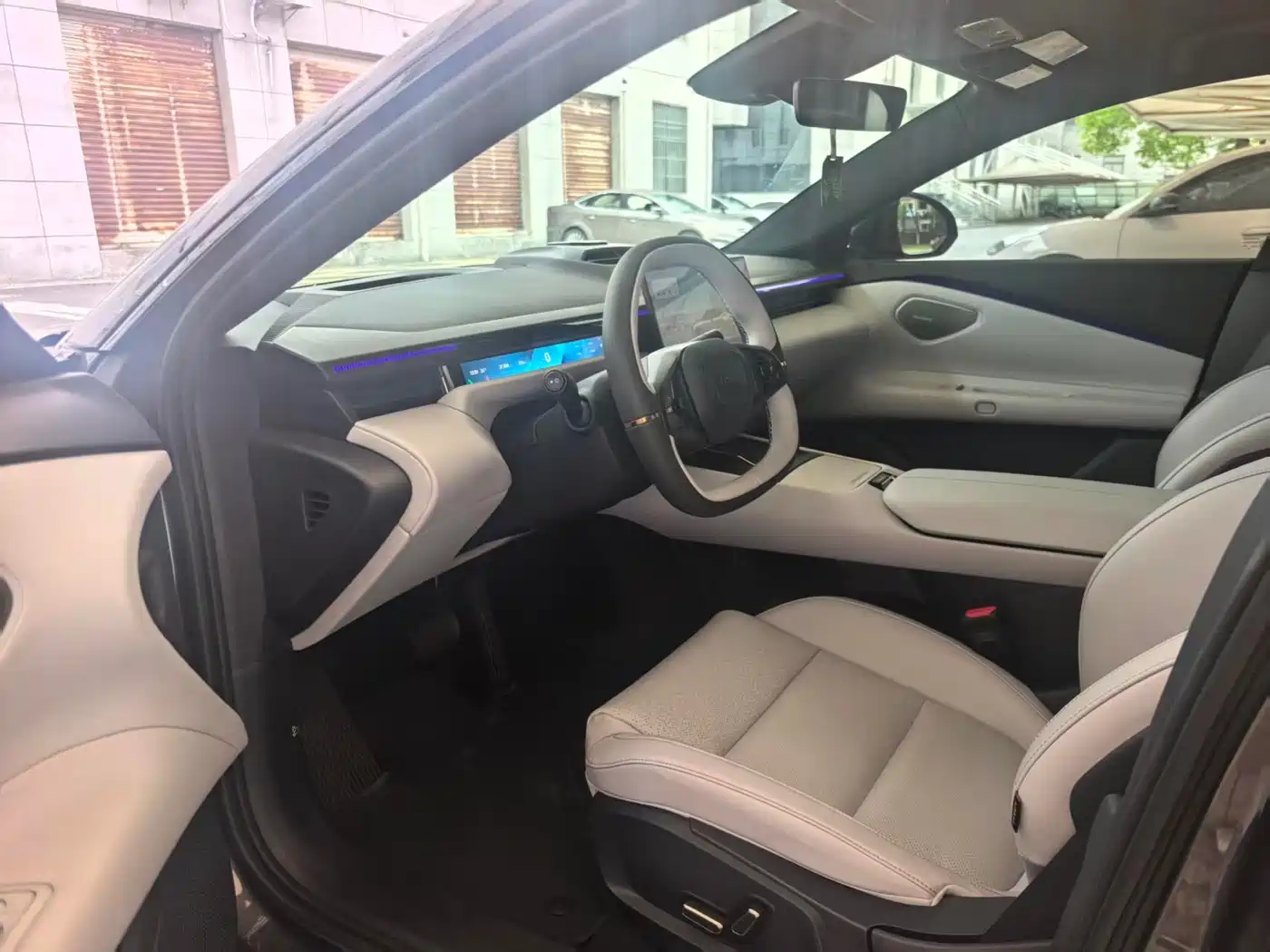 Lynk & Co Z10 2025 95kWh 766km RWD Max фото 4