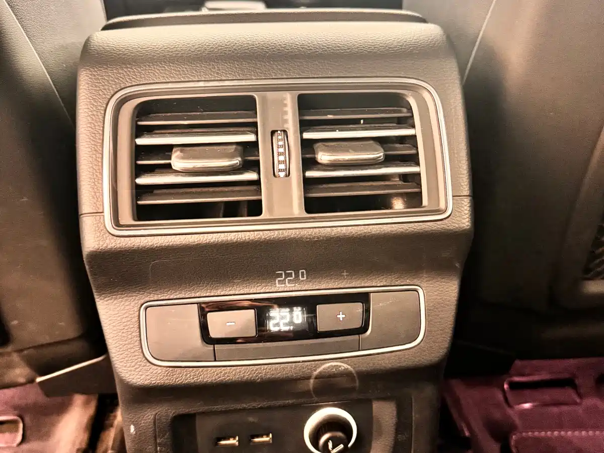 Audi Q5L 2023 45T Luxury Dynamic фото 16