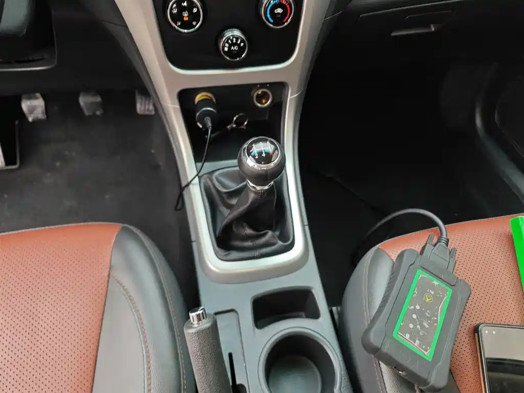 BYD F3 2016 1.5L Manual Comfort фото 14