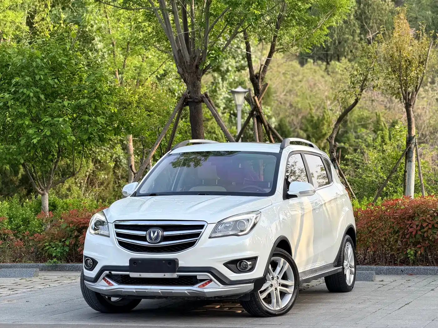 Changan CS35 2017 2017 1.6L Auto Luxury