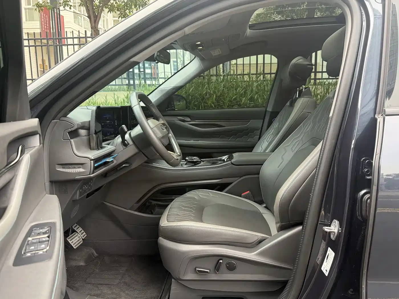 Ford Edge 2023 Edge L 2.0T EcoBoost E Hybrid FWD 7-Seater Luxury фото 14