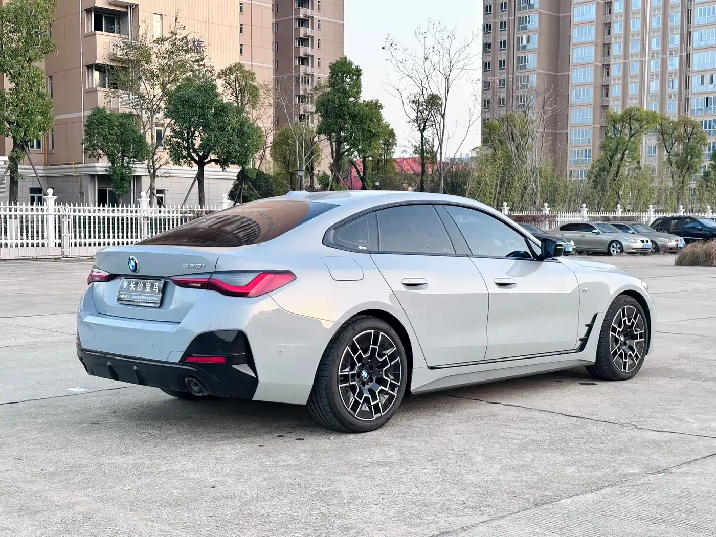 BMW 4 Series 2024 430i Gran Coupe M Sport Shadowline Package фото 19