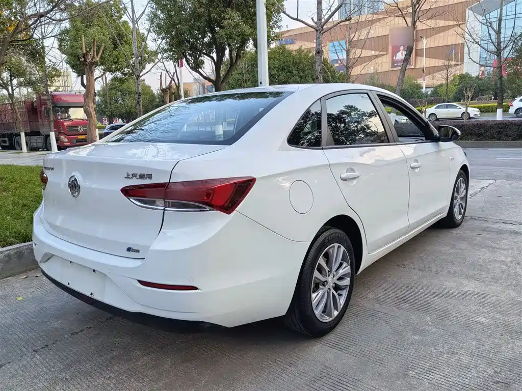 Buick Excelle 2021 Facelift 1.3T Auto Mild Hybrid Elite фото 21