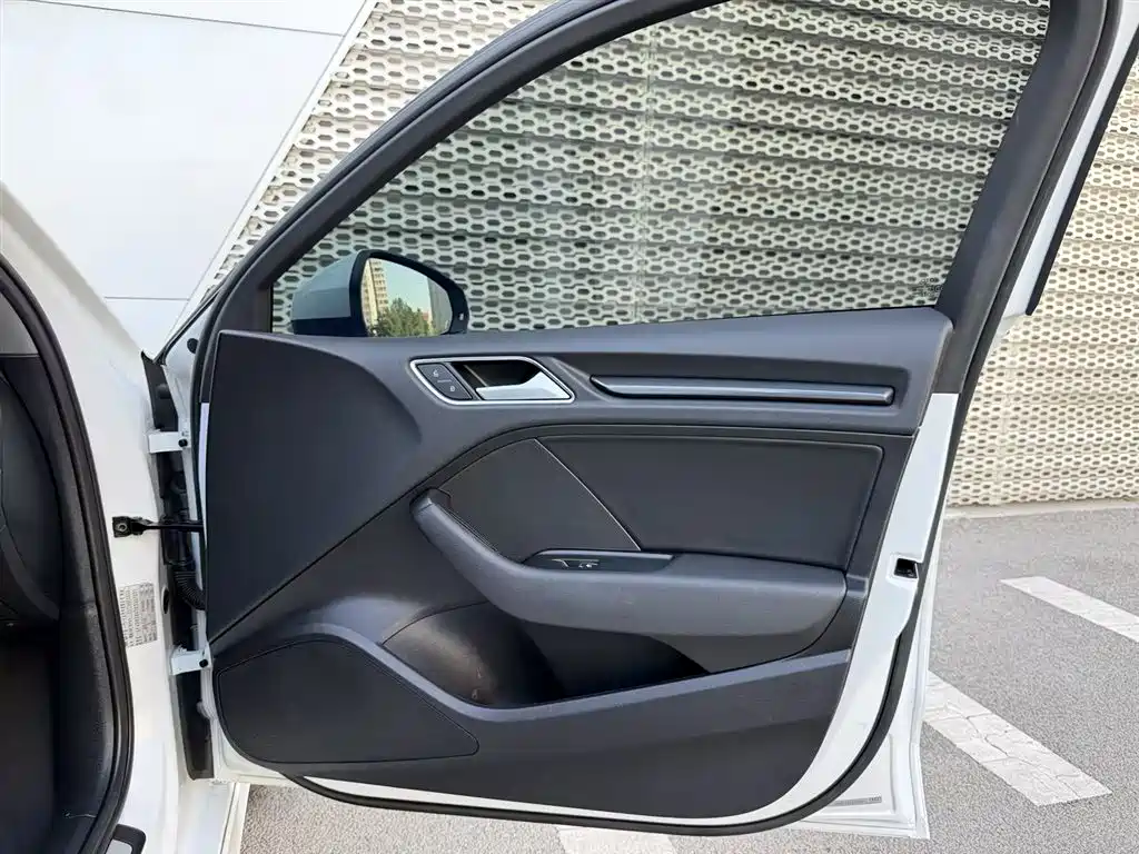 Audi A3 2019 Limousine 35 TFSI Fashion China VI фото 15