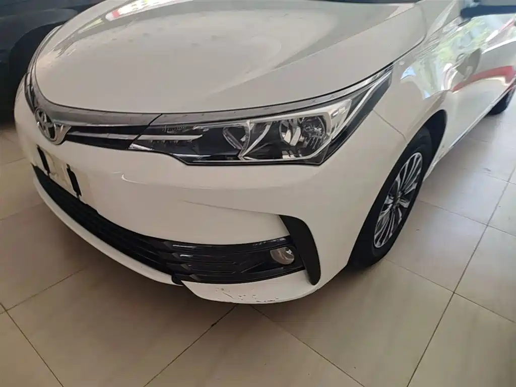 Toyota Levin 2018 185T CVT Prestige Edition China VI фото 24