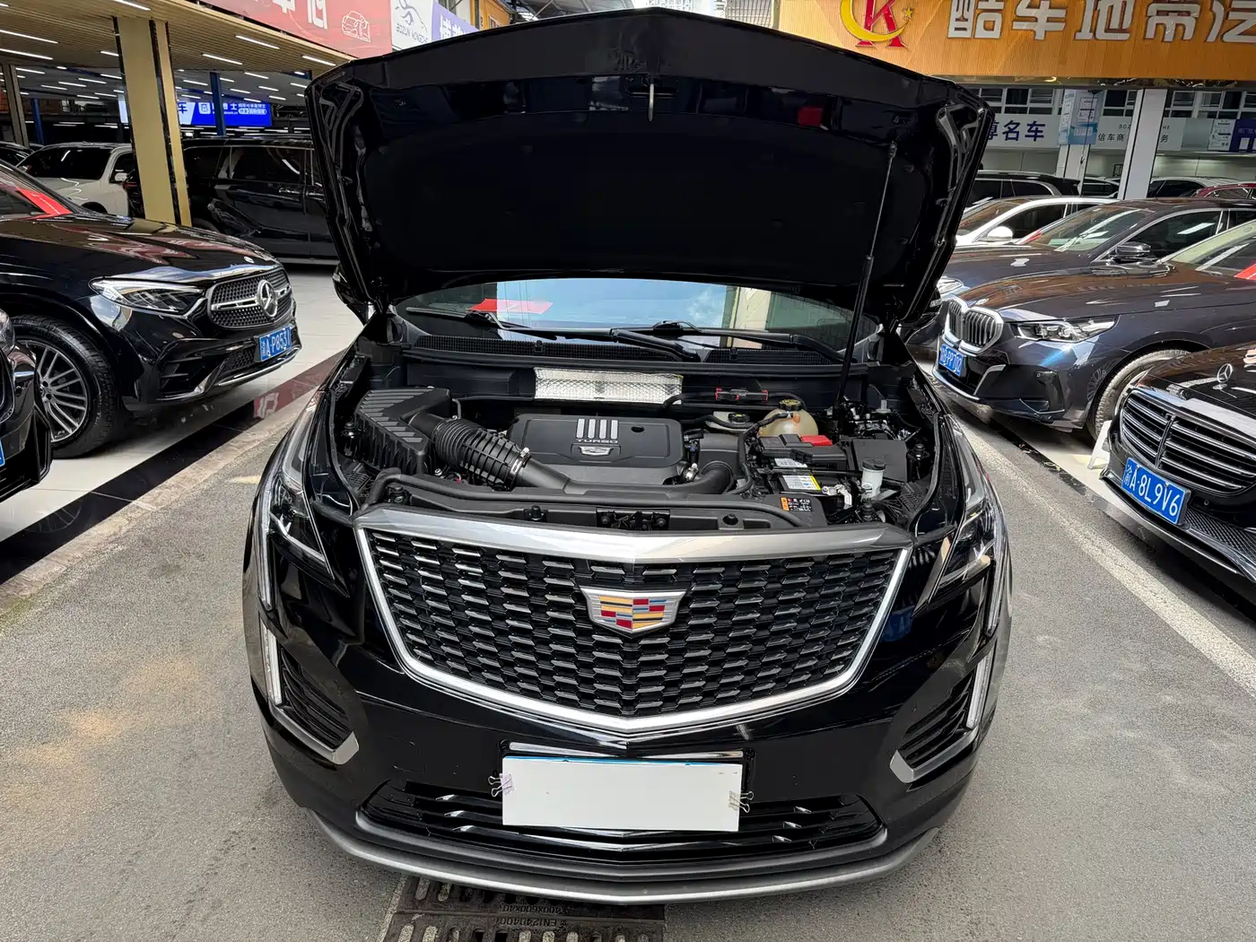 Cadillac XT5 2022 2.0T 2WD Luxury фото 30