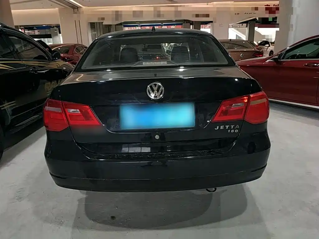 Volkswagen Jetta 2015 1.6L Manual Trend фото 6